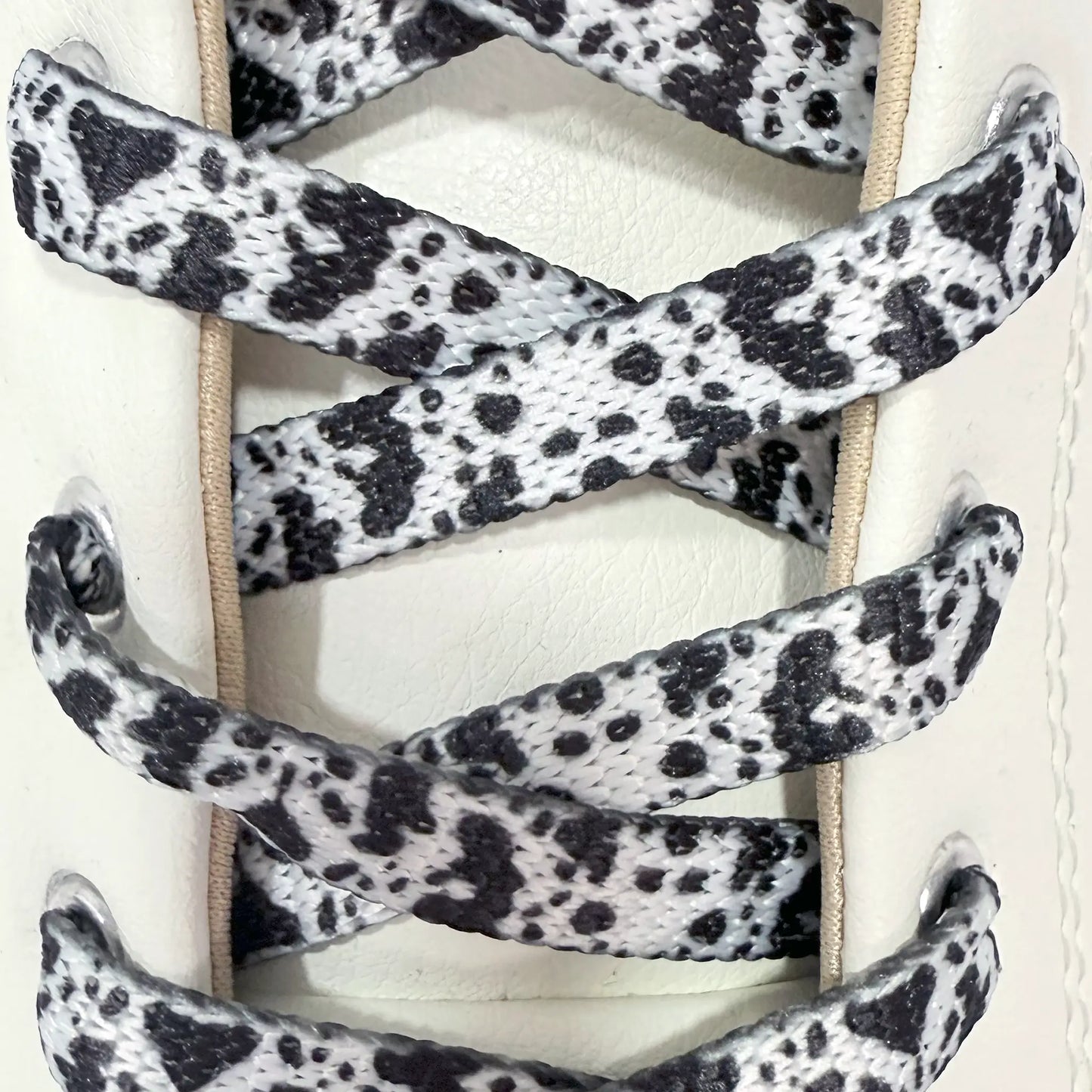 PRIMER PAR DE CORDONES